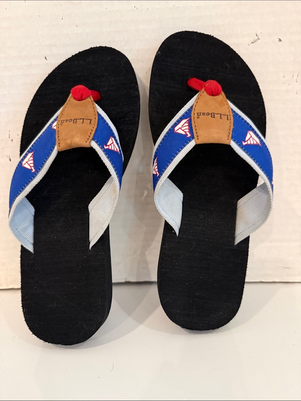 L.L. Bean Black Flip Flops with Blue Straps & Sailboat Motif (Sz 3-4)